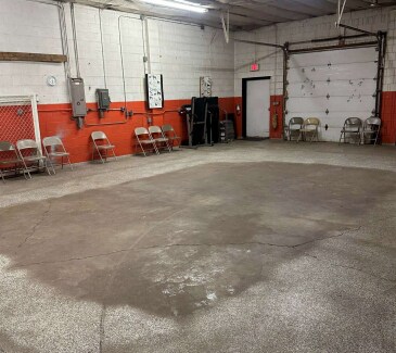 9438 S 29th St, Franklin, WI à vendre - Photo du bâtiment - Image 2 de 3