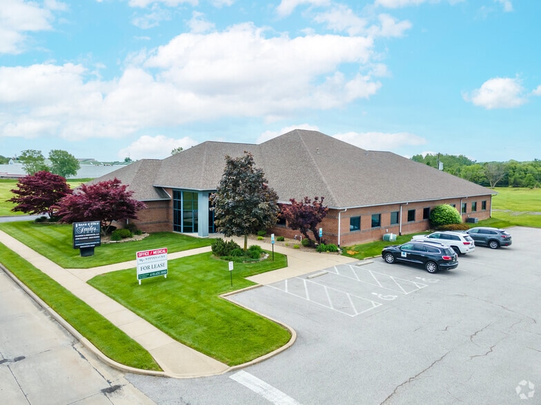 1331 Park Plaza Dr, O'Fallon, IL for lease - Primary Photo - Image 2 of 9