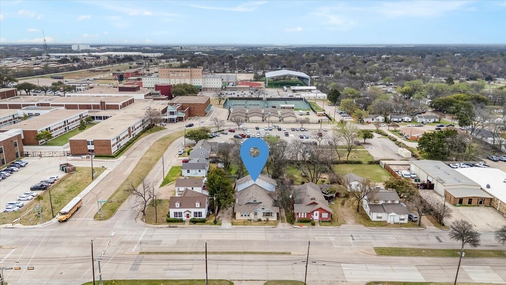 406 S Bryan Belt Line Rd, Mesquite, TX à vendre - Photo du bâtiment - Image 1 de 5