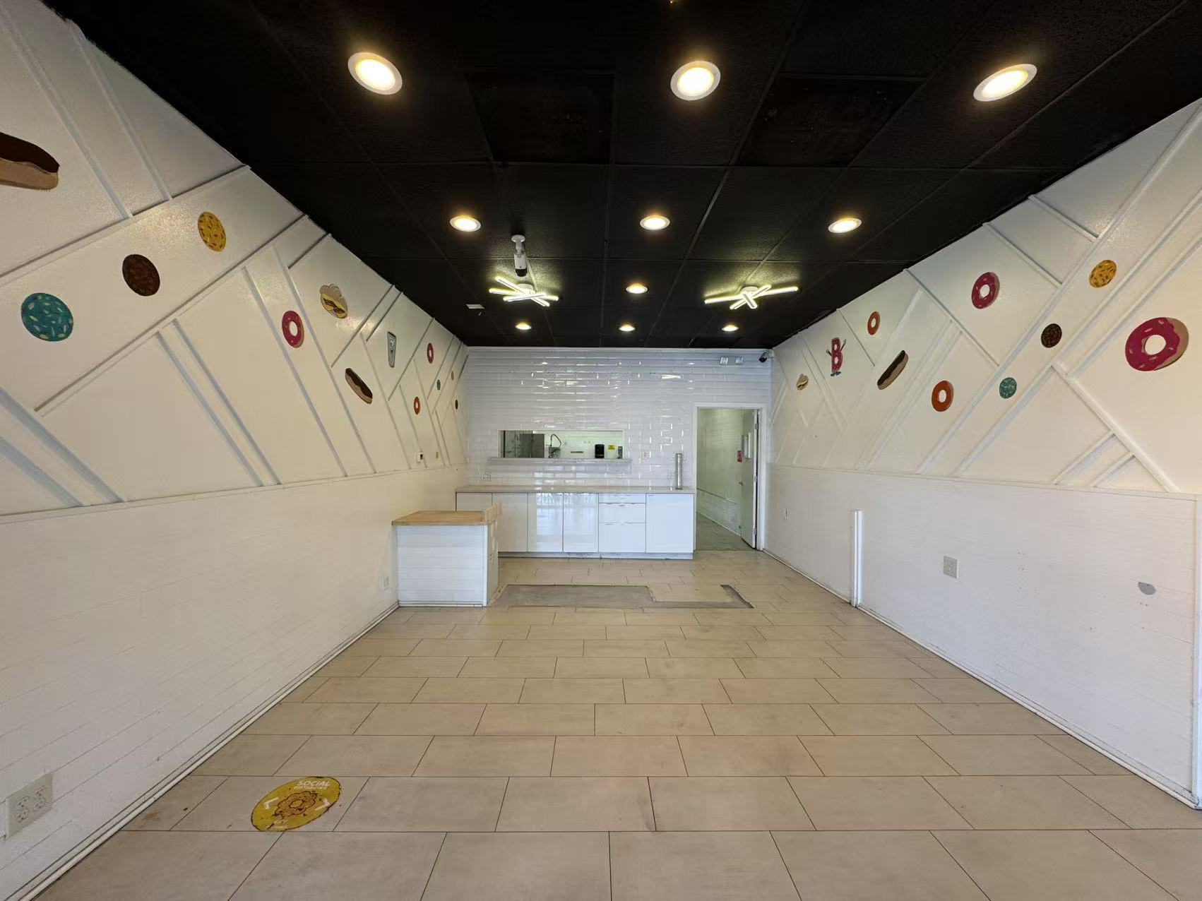 3756 W Avenue 40, Los Angeles, CA à vendre Photo intérieure- Image 1 de 1