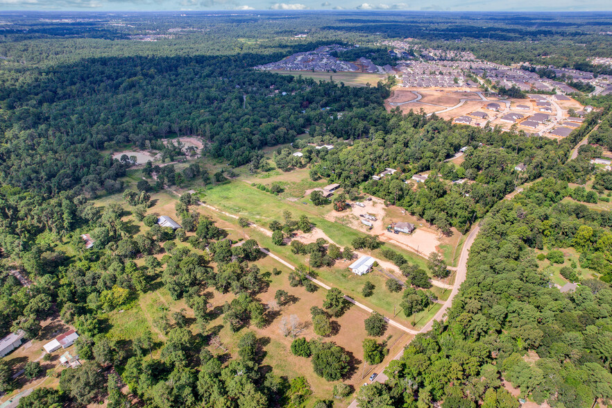 7027 Standard Rd, Magnolia, TX à vendre - Photo principale - Image 1 de 1