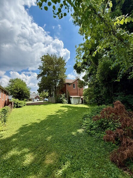 4840-4842 Western Ave, Bethesda, MD à vendre - Photo du bâtiment - Image 2 de 2