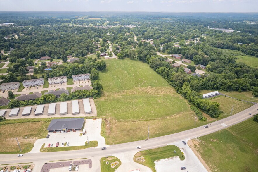 2215 East Main St, Jackson, MO à vendre - Photo du bâtiment - Image 3 de 10