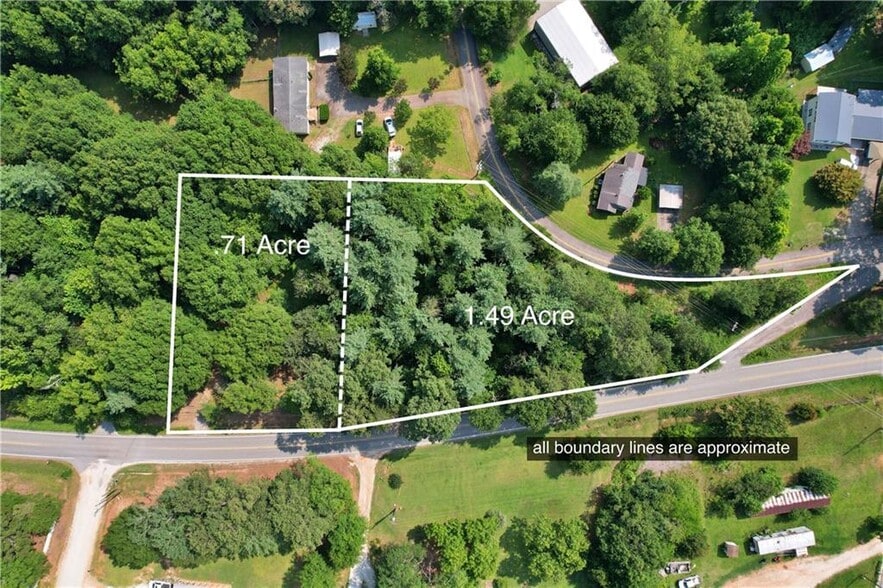 1361 S Walnut St, Seneca, SC for sale - Aerial - Image 2 of 4