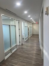 211 King St, Charleston, SC for lease Interior Photo- Image 1 of 4