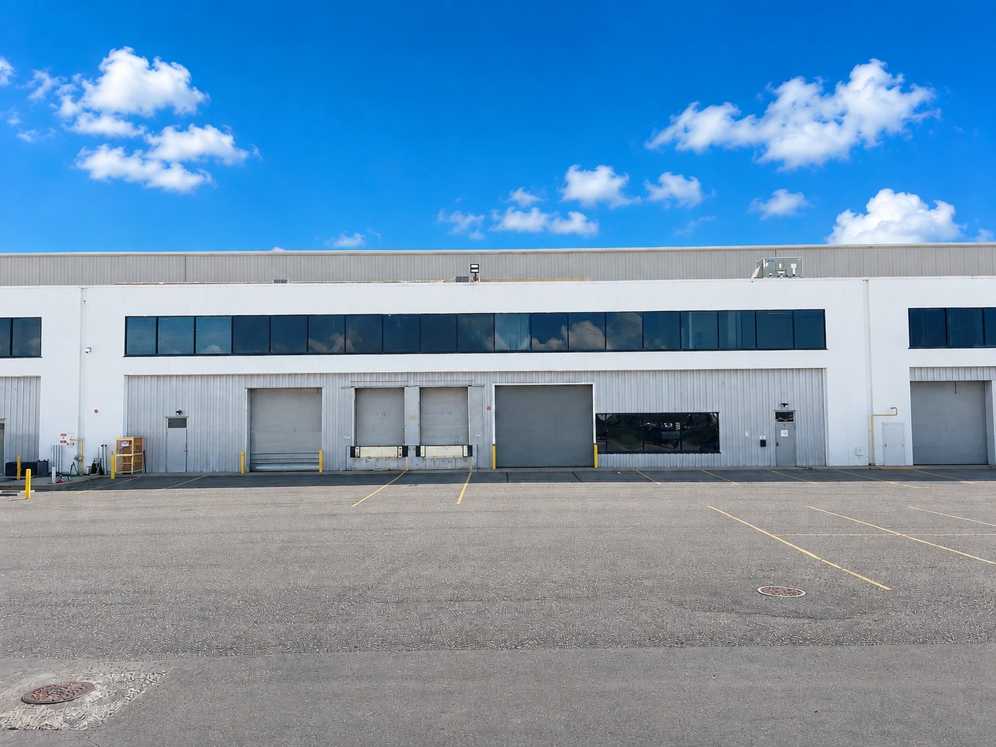 18450 Showalter Rd, Hagerstown, MD for lease Interior Photo- Image 1 of 4