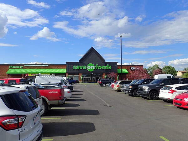 6608 48 Av, Camrose, AB for lease - Building Photo - Image 1 of 1