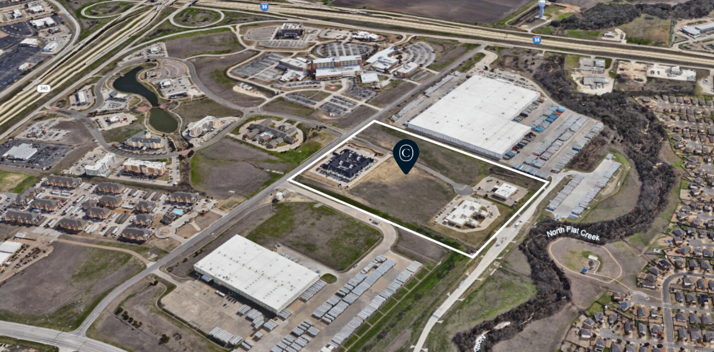 Crosslake Parkway, Waco, TX à vendre Photo du bâtiment- Image 1 de 3