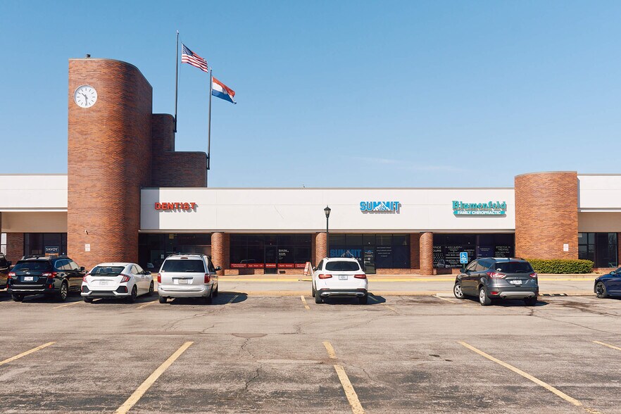 1-40 Ronnie's Plz, Saint Louis, MO à louer - Photo du bâtiment - Image 2 de 2