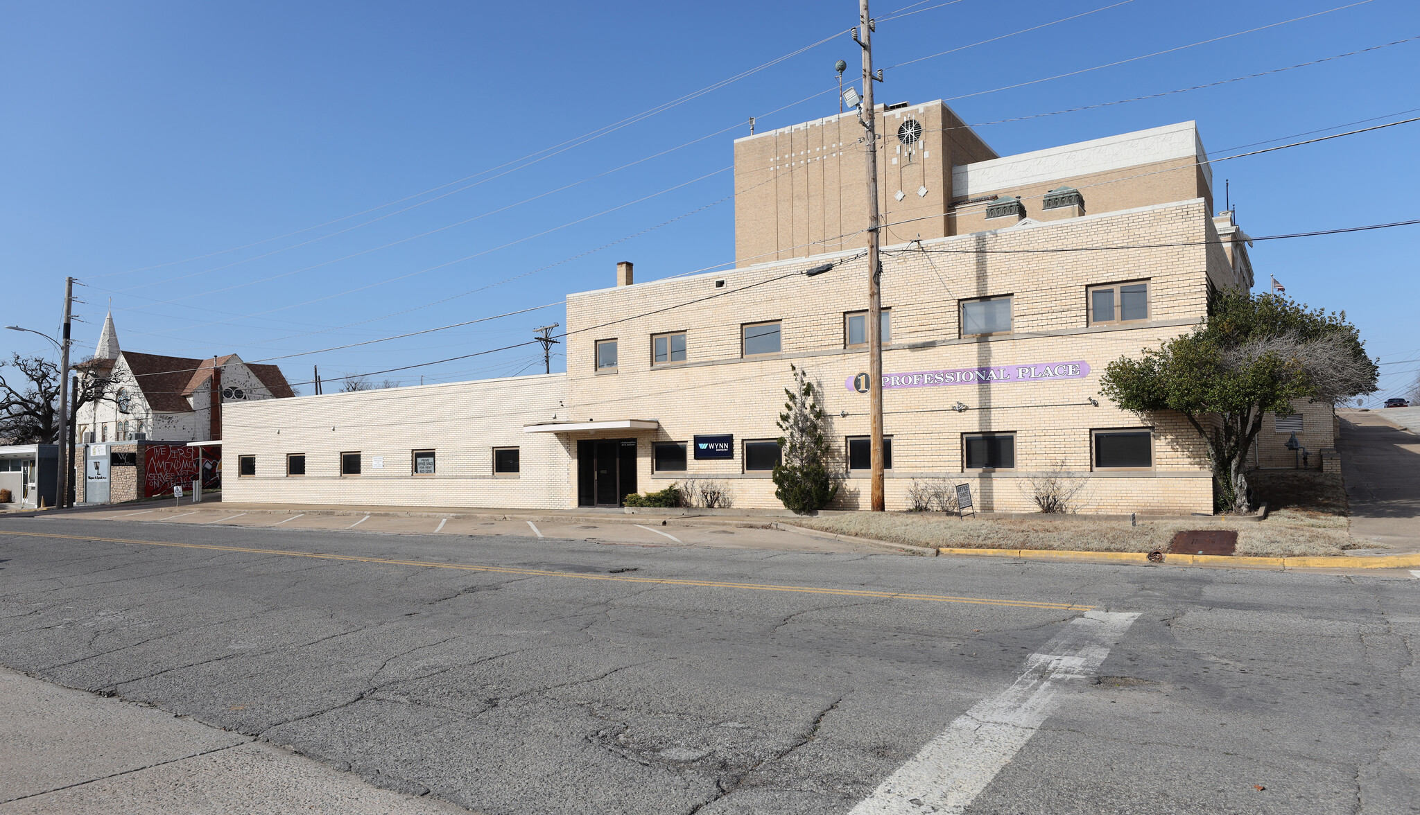 301 N 2nd St, Mcalester, OK for lease Primary Photo- Image 1 of 5