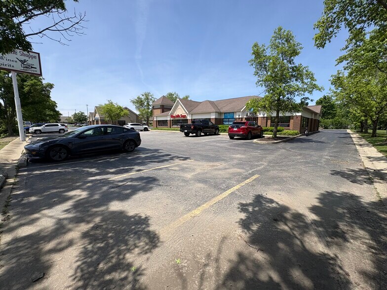 404 Sagamore Pky W, West Lafayette, IN à louer - Photo du bâtiment - Image 2 de 13
