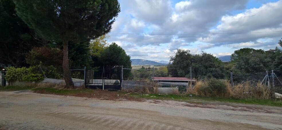 Land in El Escorial, Madrid for sale - Primary Photo - Image 1 of 10