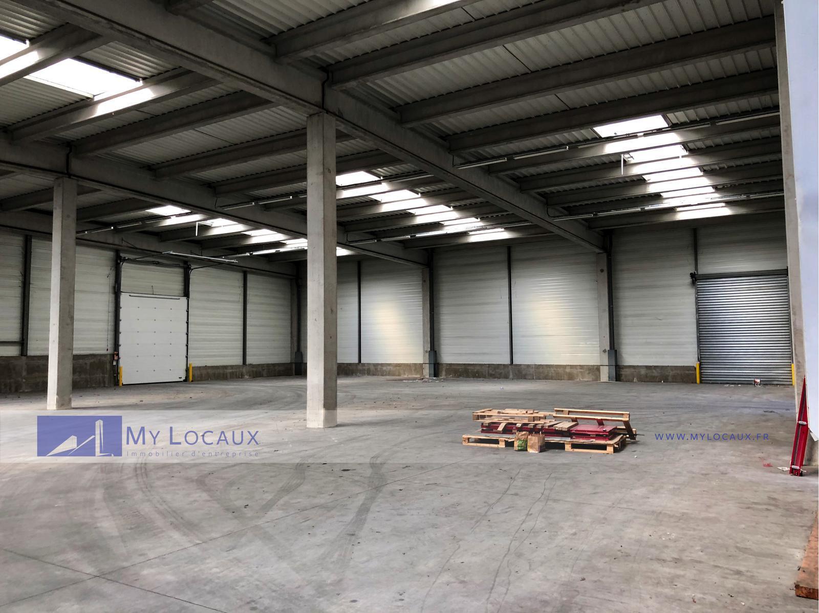 Industriel dans SAINT-OUEN-L'AUMONE à louer Photo intérieure- Image 1 de 2