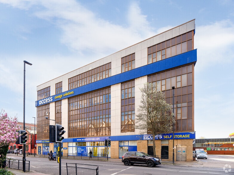 207-211 The Vale, London for lease - Building Photo - Image 3 of 9