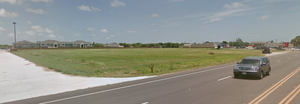 2616 Hwy 361, Ingleside, TX à vendre - Photo du bâtiment - Image 2 de 4