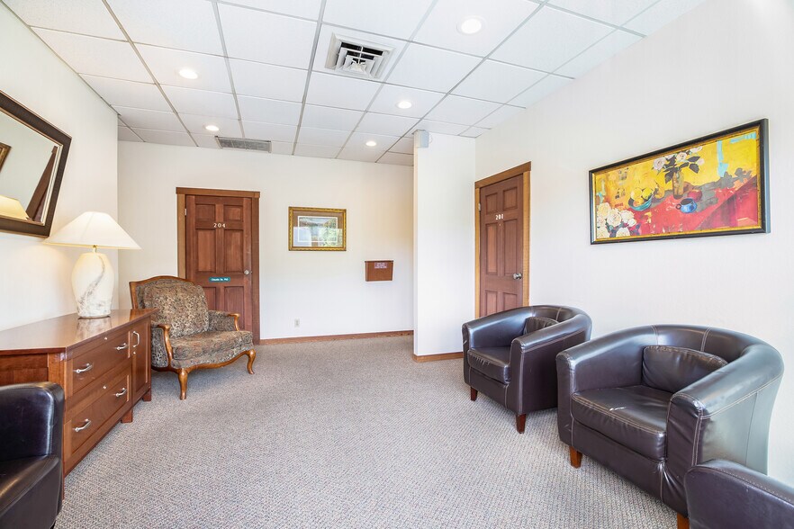 700 E St, San Rafael, CA à louer - Photo intérieure - Image 3 de 16