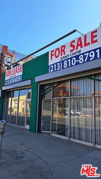 327 S Western Ave, Los Angeles, CA à louer - Photo du bâtiment - Image 2 de 9