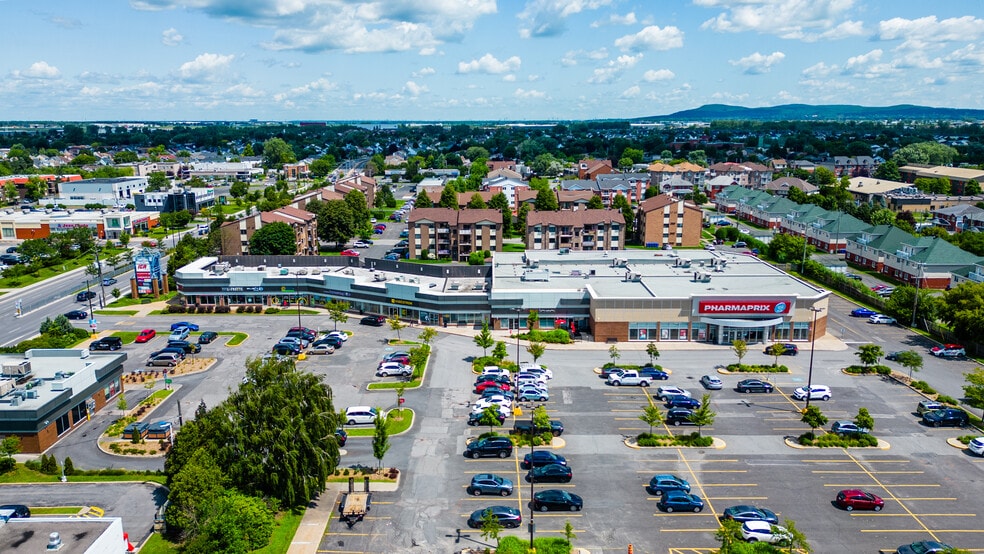 6250 Blvd Cousineau, Saint-hubert, QC à louer - Photo du bâtiment - Image 3 de 11