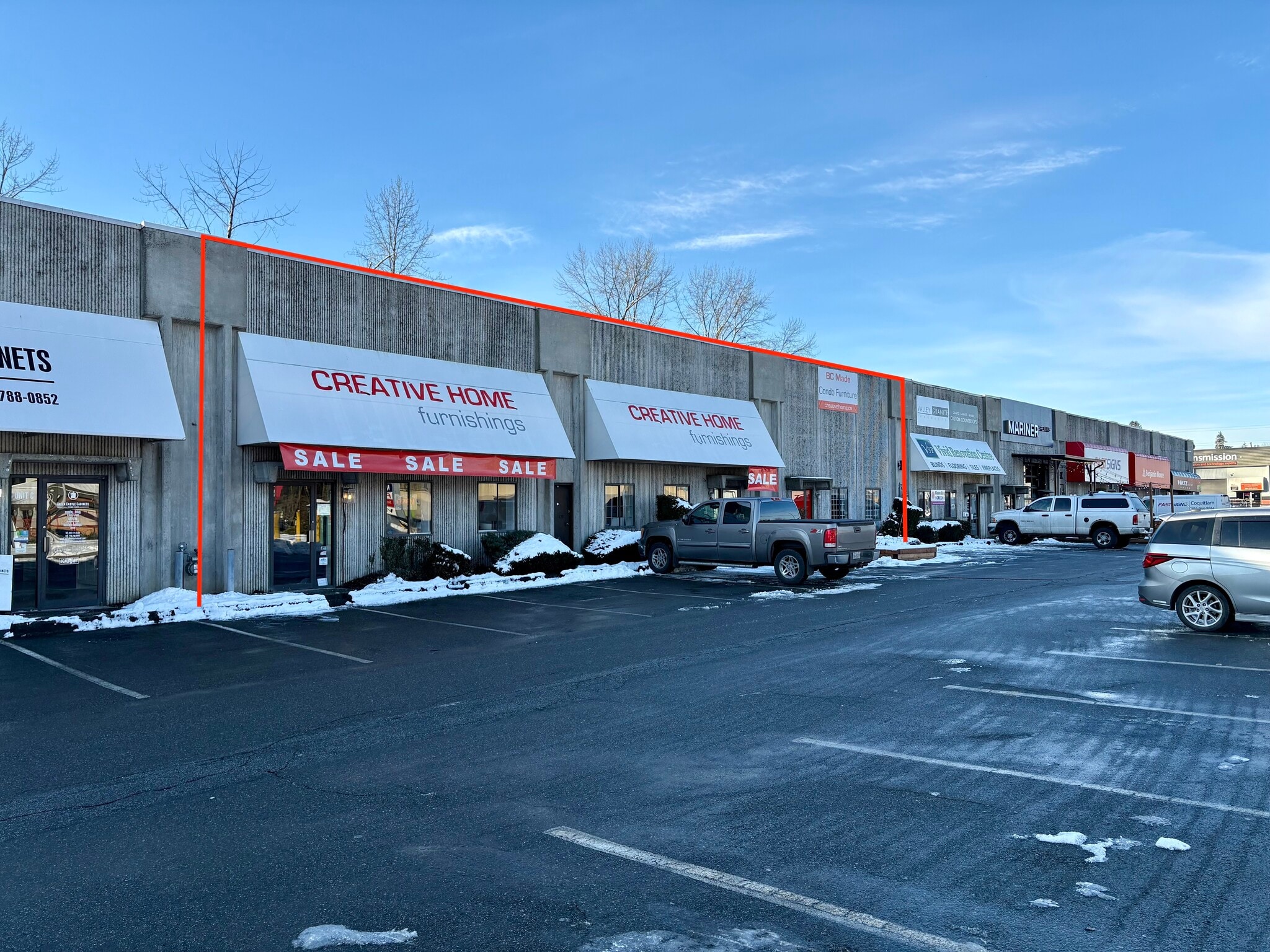 1100 Lansdowne Dr, Coquitlam, BC à louer Photo du bâtiment- Image 1 de 16