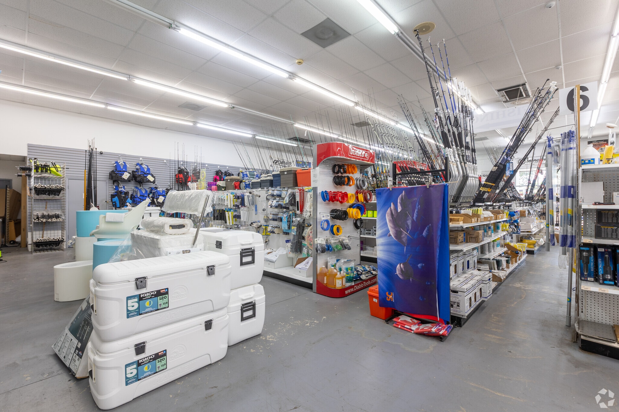 2205 NW 20th St, Miami, FL for sale Interior Photo- Image 1 of 13