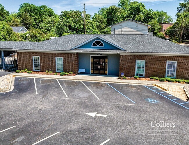 Plus de détails pour 3100 Colonial Dr, Columbia, SC - Commerce de détail à vendre
