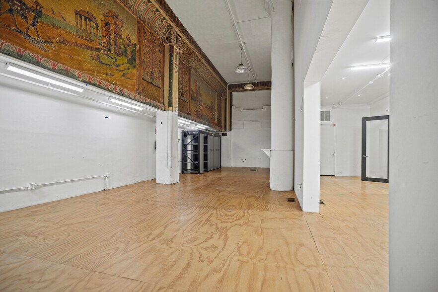 1706 W Sunset Blvd, Los Angeles, CA à louer - Photo du bâtiment - Image 1 de 23