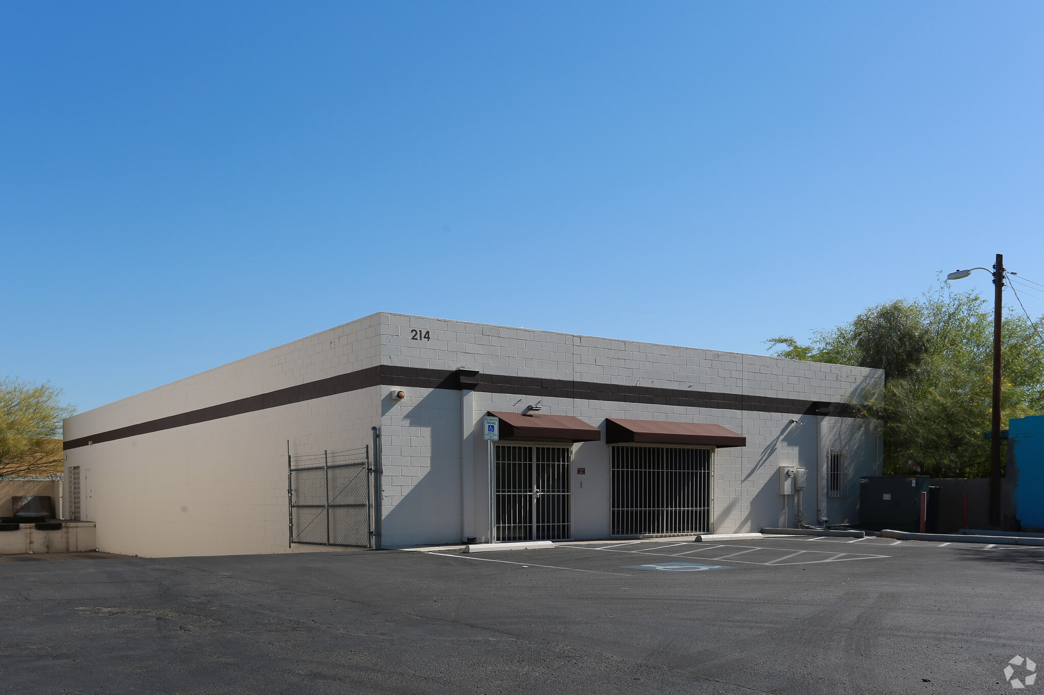 214 W Grant Rd, Tucson, AZ for lease Primary Photo- Image 1 of 4