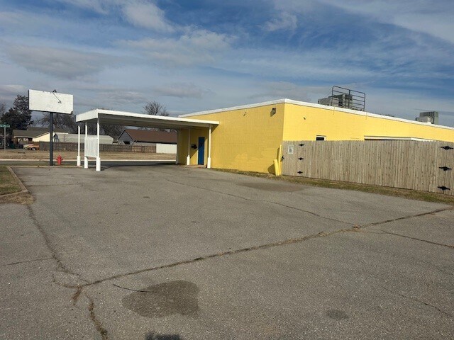 3600 S May Ave, Oklahoma City, OK for sale Primary Photo- Image 1 of 23