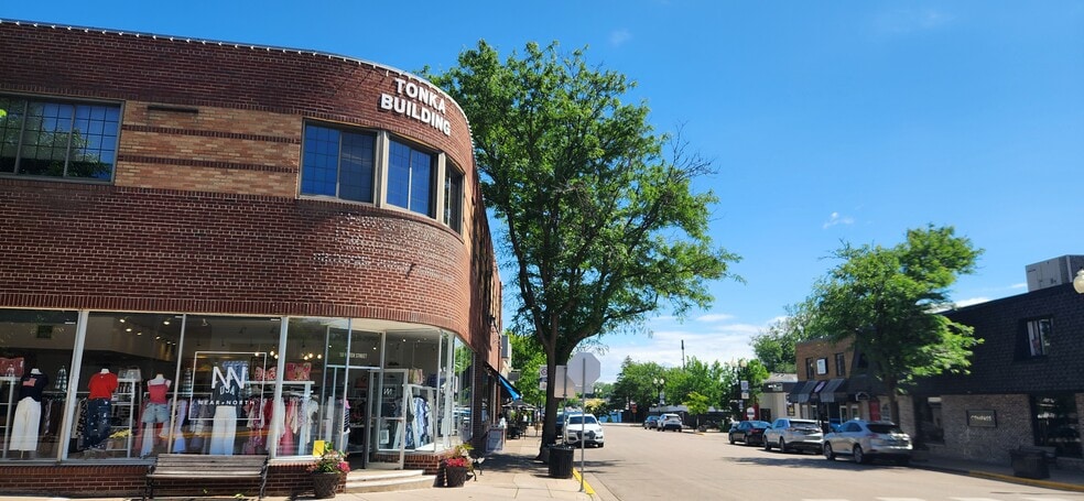 34-50 Water St, Excelsior, MN for lease - Building Photo - Image 3 of 3