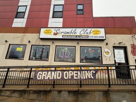 Scramble Club Breakfast and Lunch - Services immobiliers commerciaux