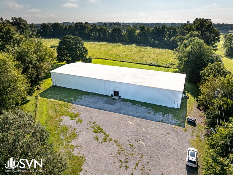 106 Meigs Ln, Junction City, KY for sale - Building Photo - Image 2 of 10