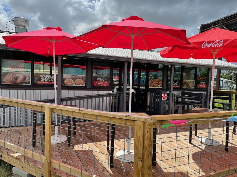 1326 N Tyndall Pky, Panama City, FL à vendre - Photo du bâtiment - Image 2 de 4