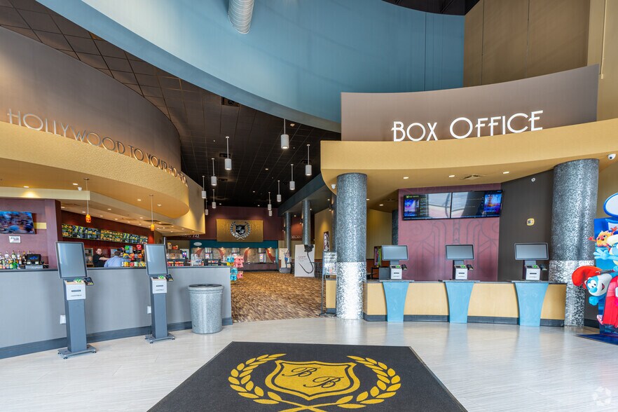 100 Wentzville Bluffs Dr, Wentzville, MO à vendre - Hall d’entrée - Image 3 de 11