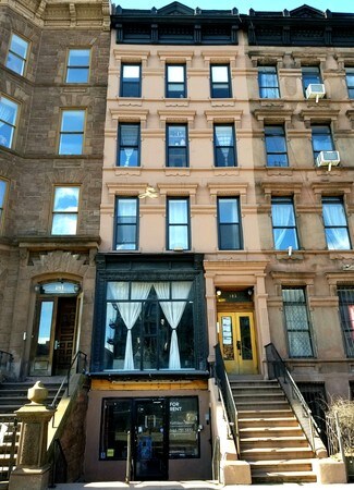 Plus de détails pour 183 Lenox Ave, New York, NY - Commerce de détail à louer