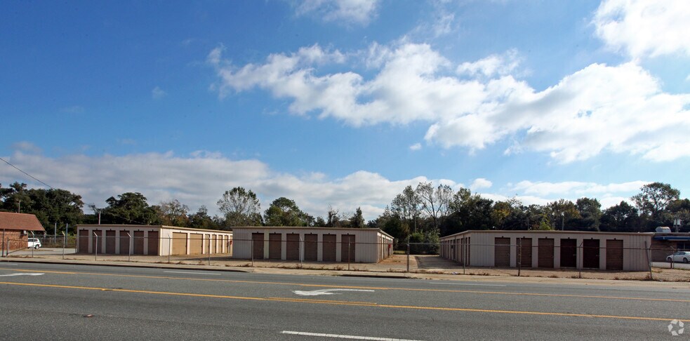 1720 N Pace Blvd, Pensacola, FL à vendre - Photo du bâtiment - Image 3 de 3