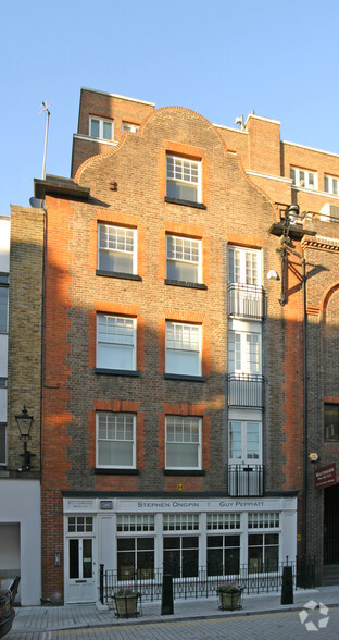 6 Masons Yard, London à louer - Photo du b timent - Image 1 de 3