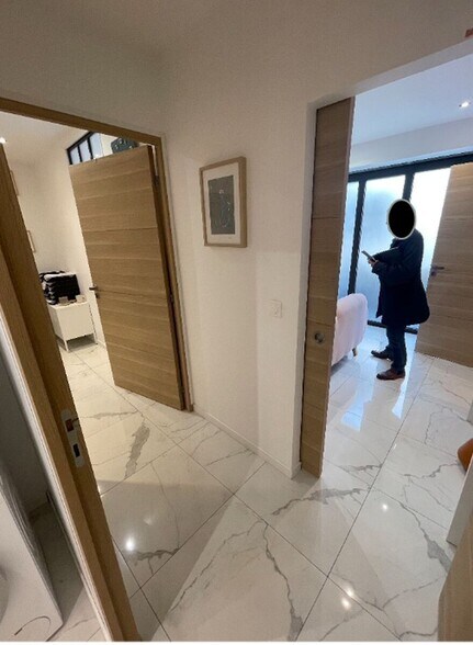 Retail in Paris for sale - Building Photo - Image 2 of 6