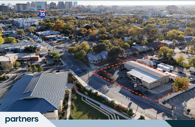 More details for 2107 N Saint Marys St, San Antonio, TX - Office for Sale