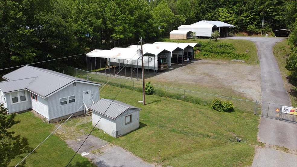 2936 Hwy 175, Hayesville, NC à vendre - Photo du bâtiment - Image 1 de 17