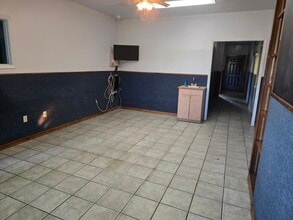 205 River North Blvd, Stephenville, TX for lease Interior Photo- Image 1 of 6