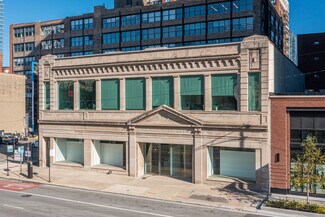 Plus de détails pour 210-216 W Chicago Ave, Chicago, IL - Bureau/Commerce de détail à louer