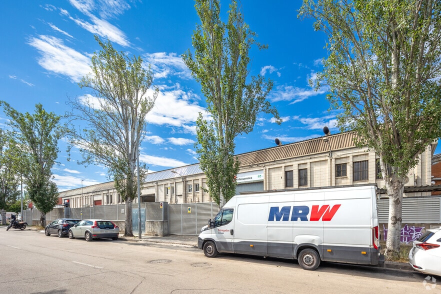 Industriel dans Sant Cugat del Vallès, Barcelona à vendre - Photo du bâtiment - Image 2 de 2