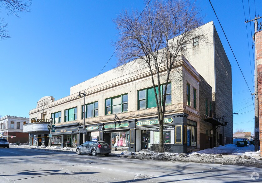 1122-1130 W Historic Mitchell St, Milwaukee, WI for lease - Building Photo - Image 2 of 3