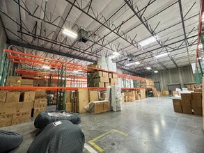 7061 W Arby Ave, Las Vegas, NV for lease Interior Photo- Image 2 of 8