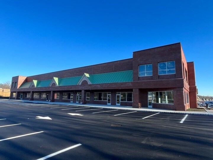 1275 Bloomfield Ave, Fairfield, NJ à louer - Photo du bâtiment - Image 2 de 3