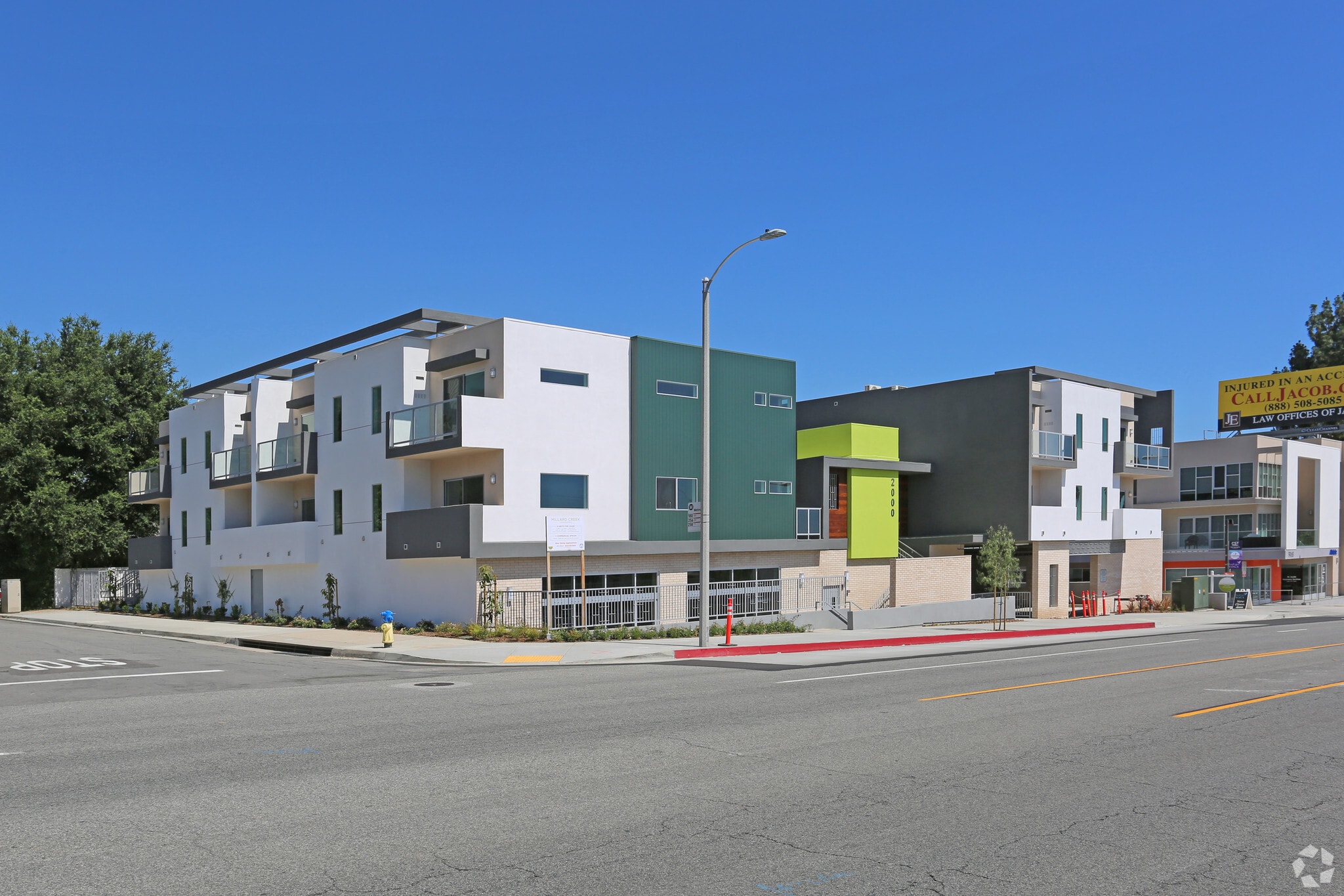 2000 Lake Ave, Altadena, CA for lease Primary Photo- Image 1 of 27