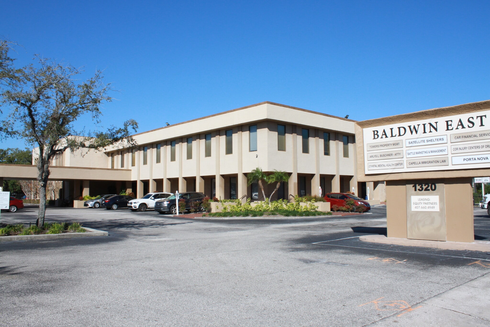 1300 N Semoran Blvd, Orlando, FL for lease Building Photo- Image 1 of 19