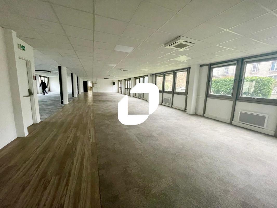 Bureau dans Boulogne-Billancourt à louer Photo intérieure- Image 1 de 33