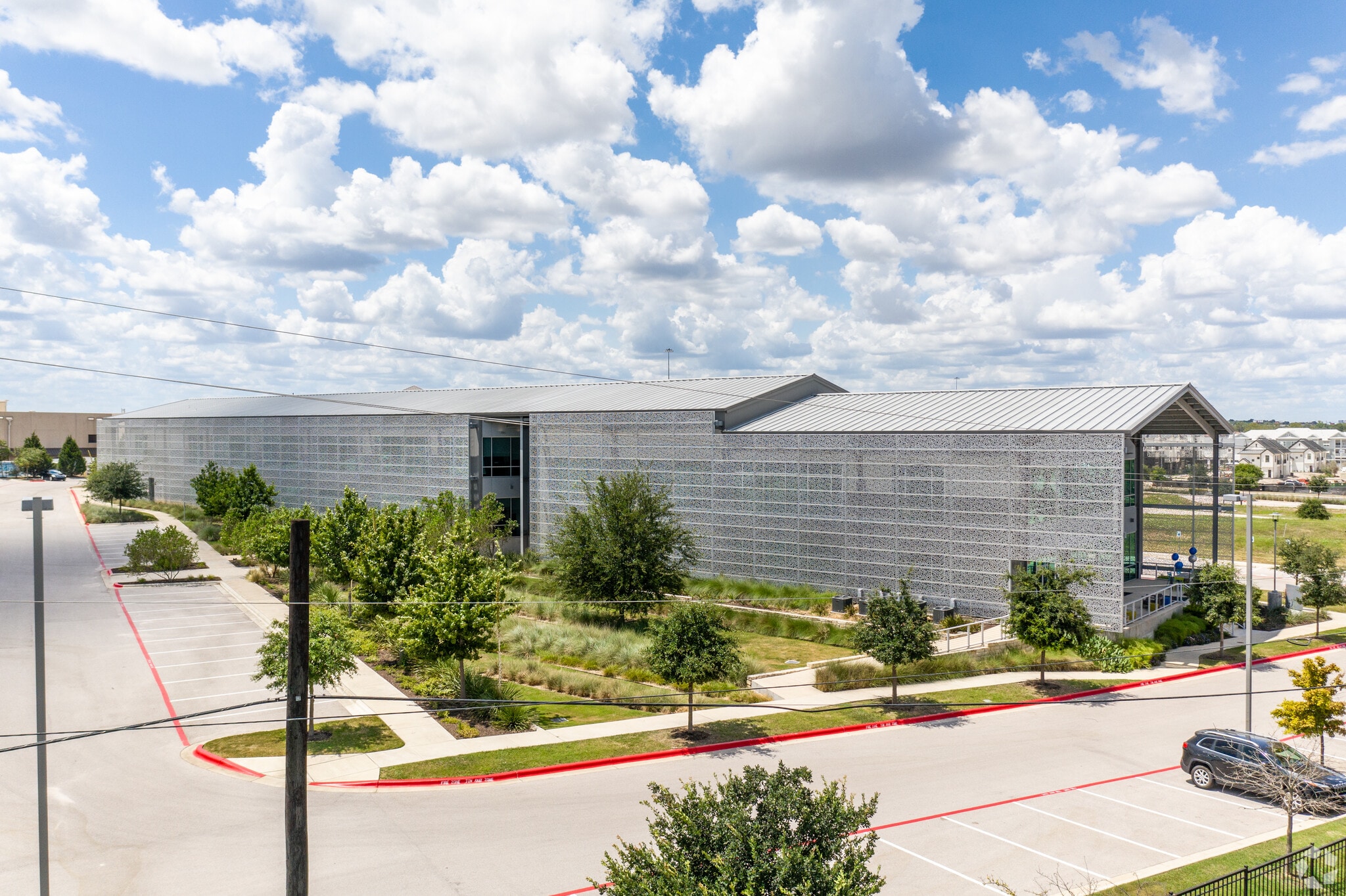 14400 The Lakes Blvd, Pflugerville, TX à louer Photo du bâtiment- Image 1 de 11