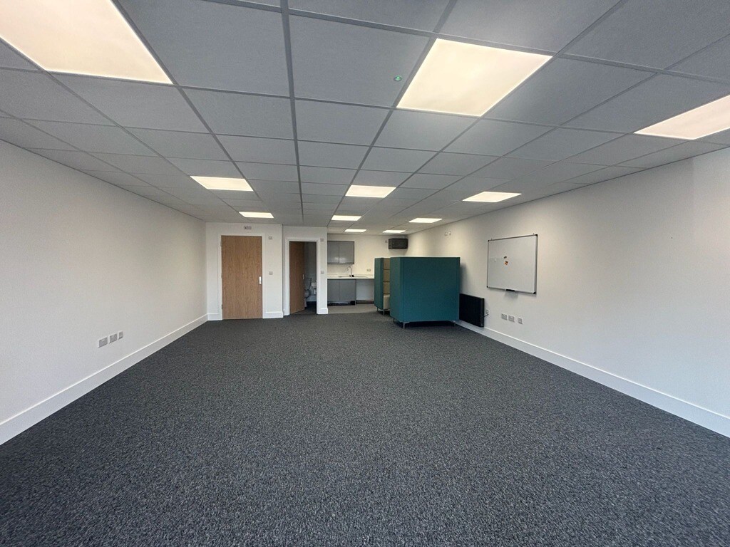 4B Snetterton Business Park, Norwich for lease Interior Photo- Image 1 of 2